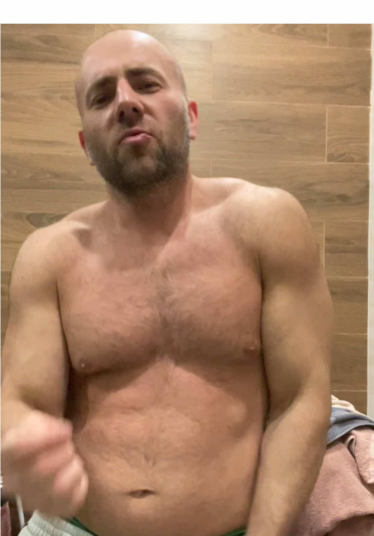 @bigman_sexy_dancemachine