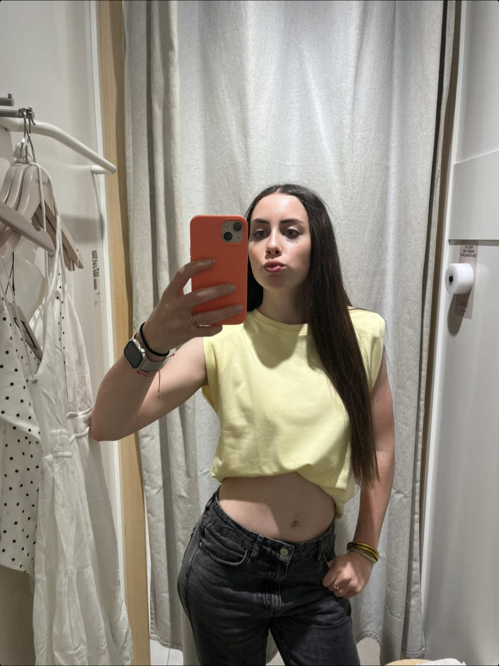 @user16032024