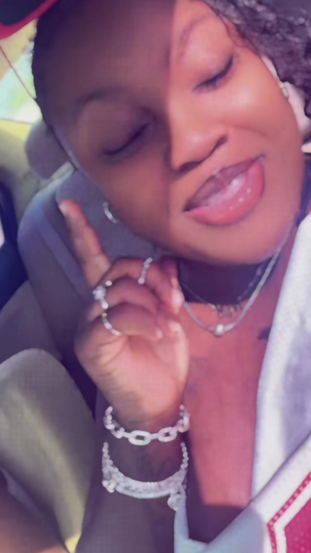@Queen Angel🥰❤️🌹