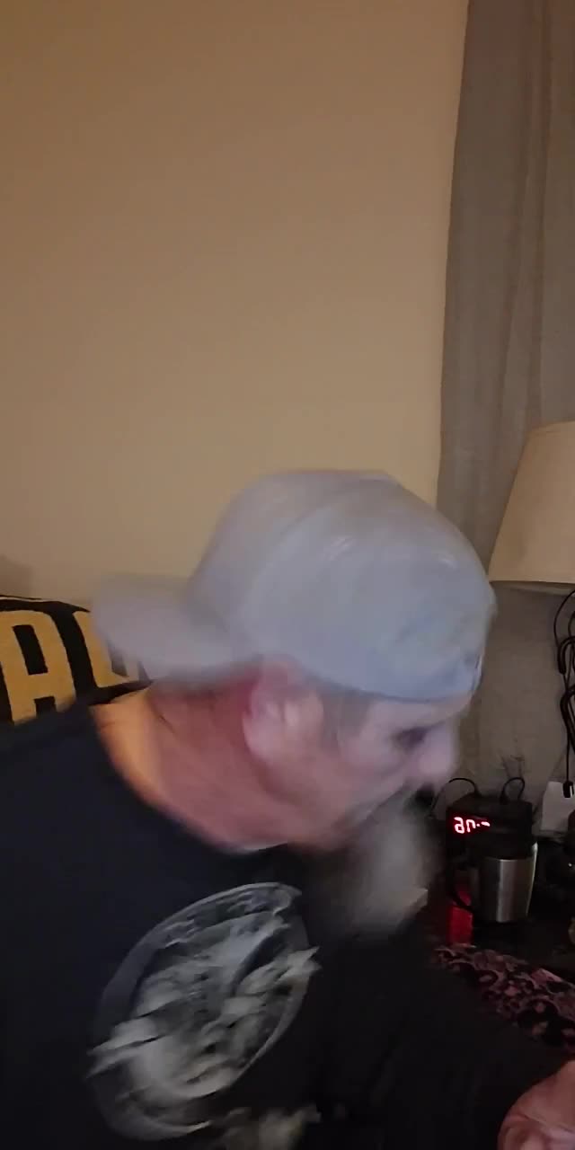 @Mike🎶🦈