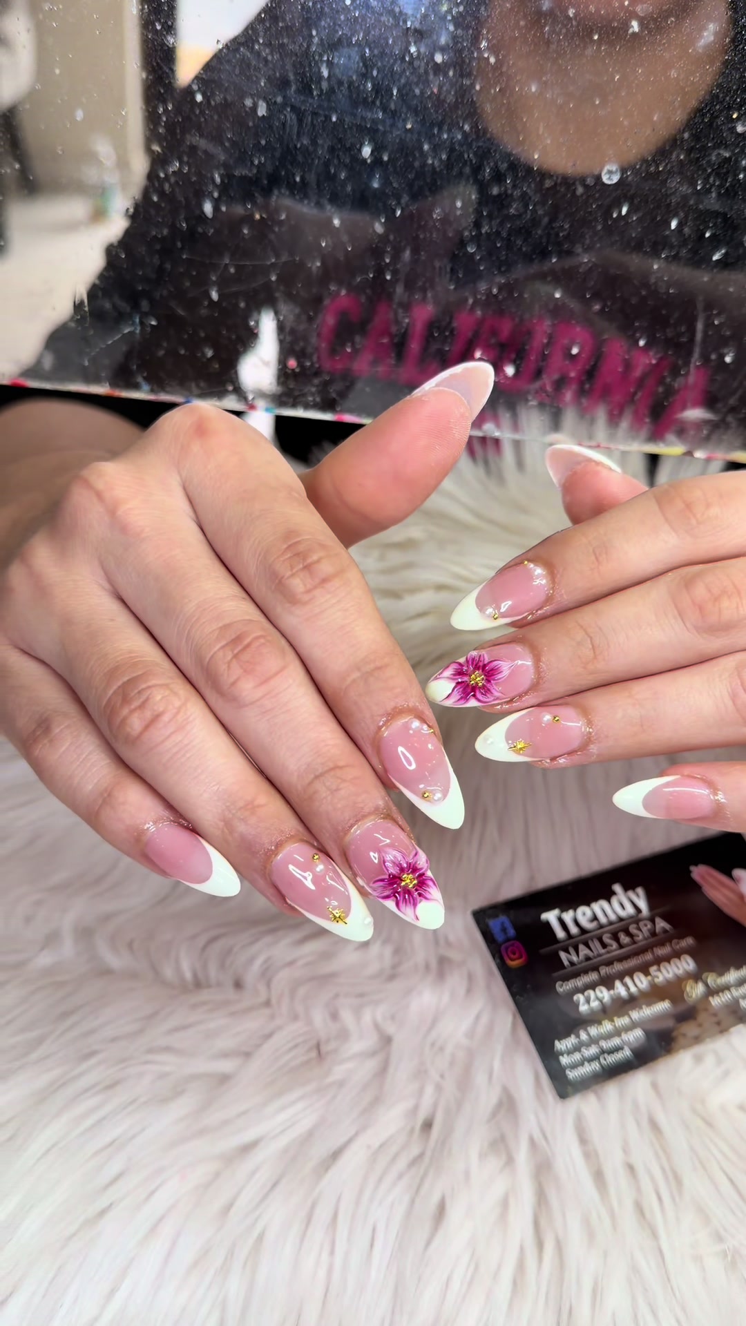 @Trendy Nails & Spa
