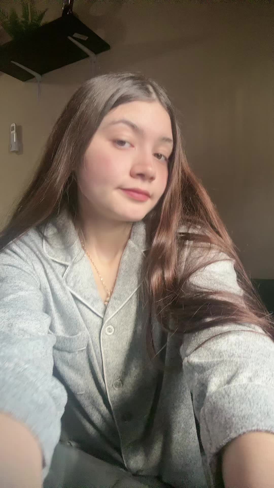 @<3