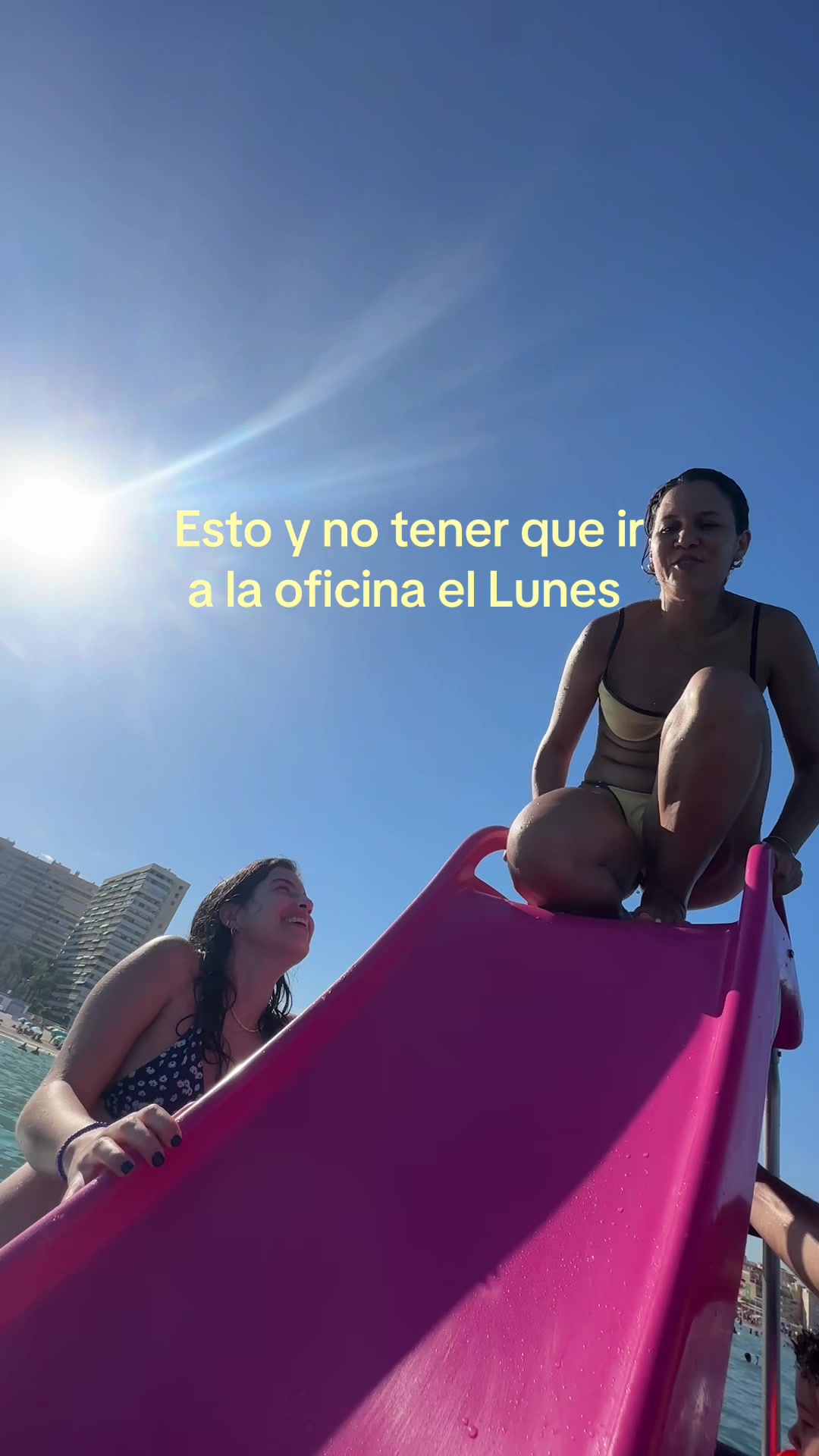 @soymelaniefarias_