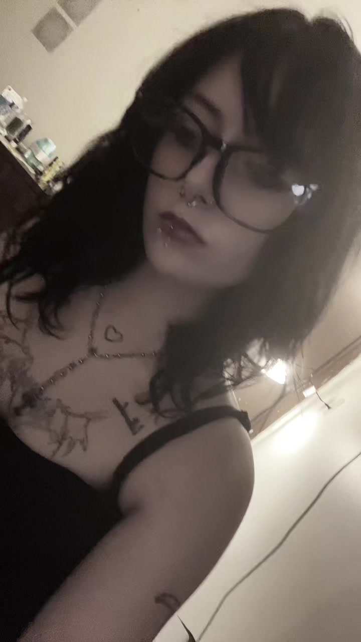 @mckaylee ≽^•༚• ྀི≼