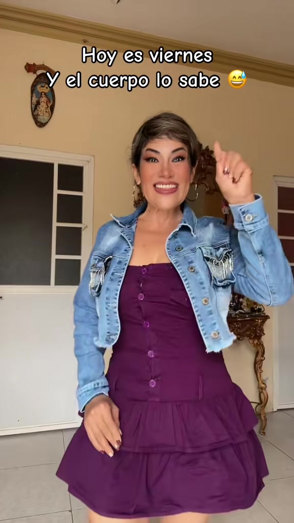@Rosa Calderón 660 🌻💋🥂