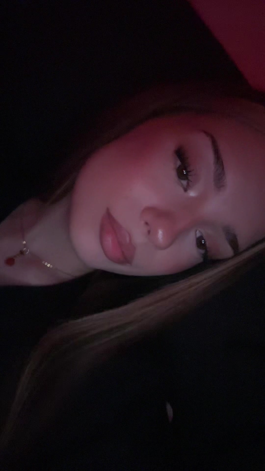 @𝒜𝓃𝒶