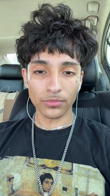 @⃟