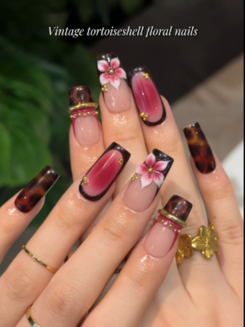 @Nailphoria