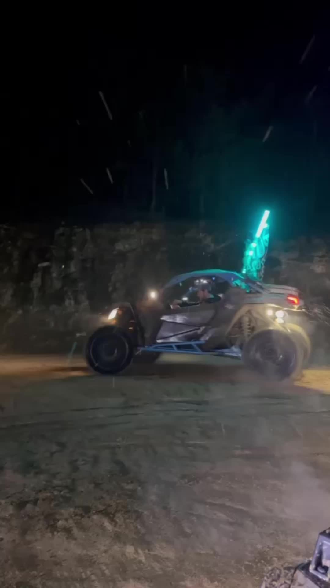 @Mudlambo