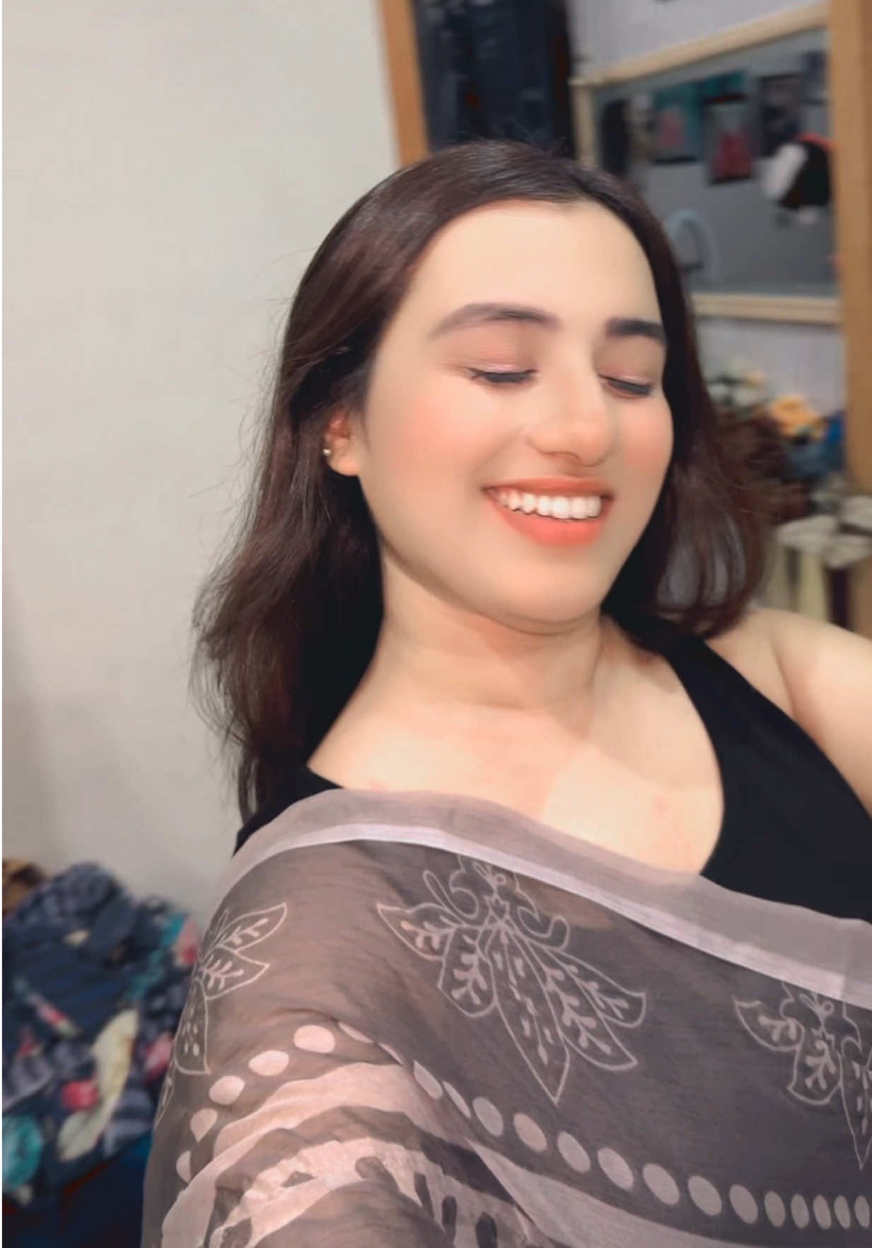@zoyanoor____