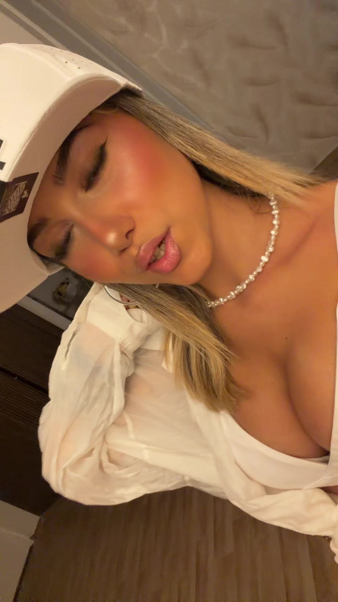 @𝓐🍒