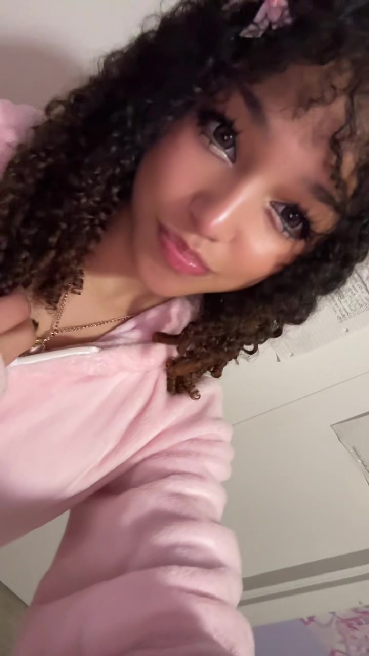 @iniiwiinnie