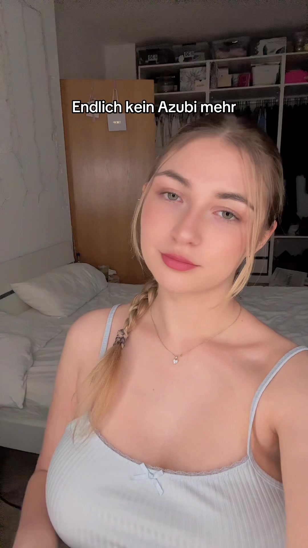 @julia.dailyvibes