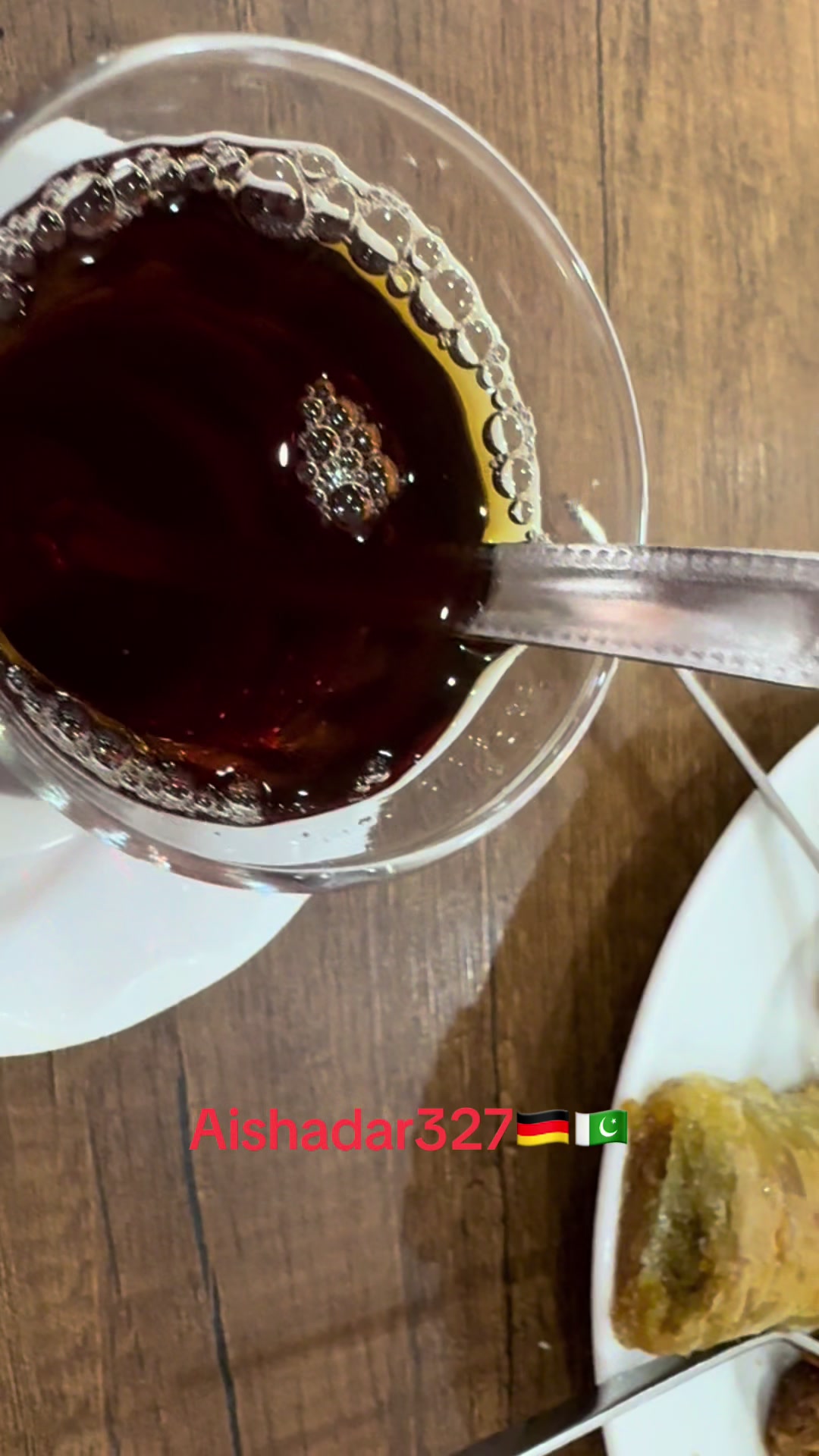 @Aishadar327🇩🇪🇵🇰
