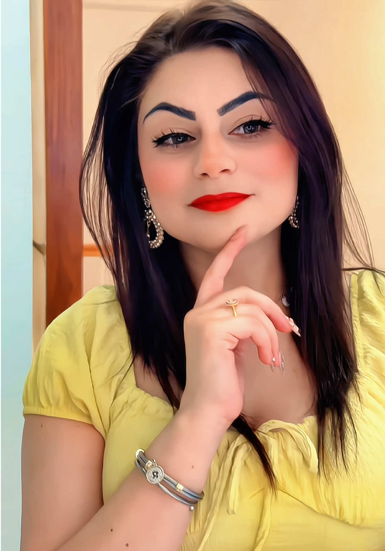 @꧁♛Reshma♛꧂
