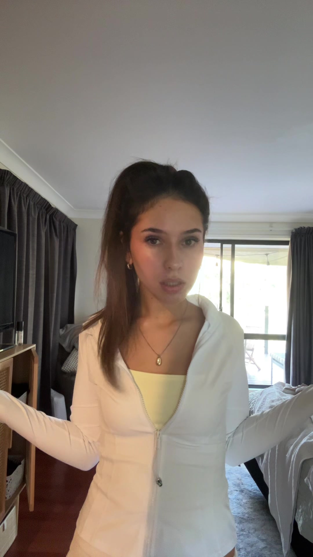 @j
