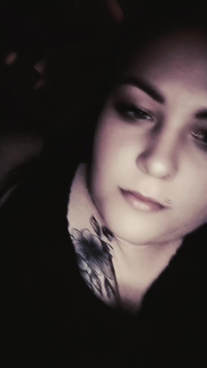 @𝖒𝖆ł𝖆_𝖈𝖟𝖆𝖗𝖓𝖆𝟏𝟖𝟎𝟑