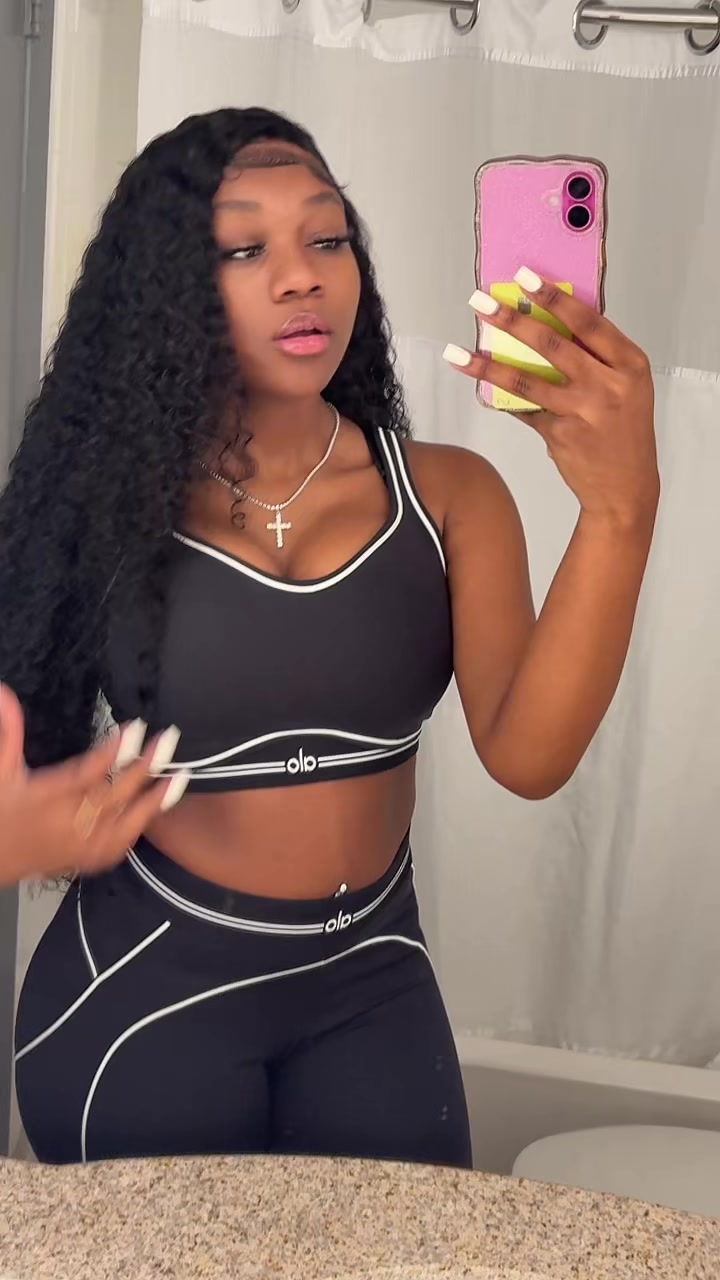 @Clarissa J