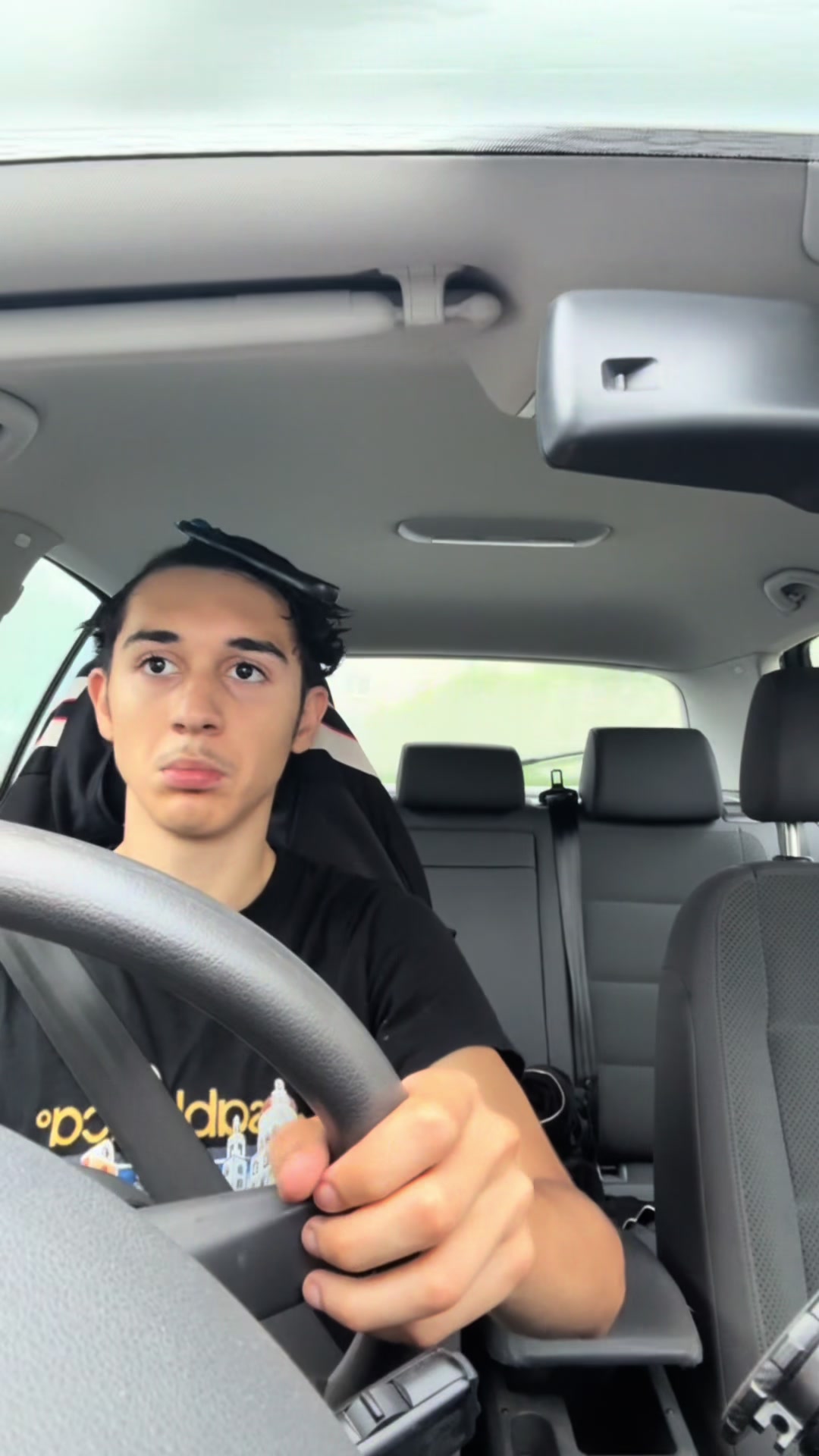 @Yesr