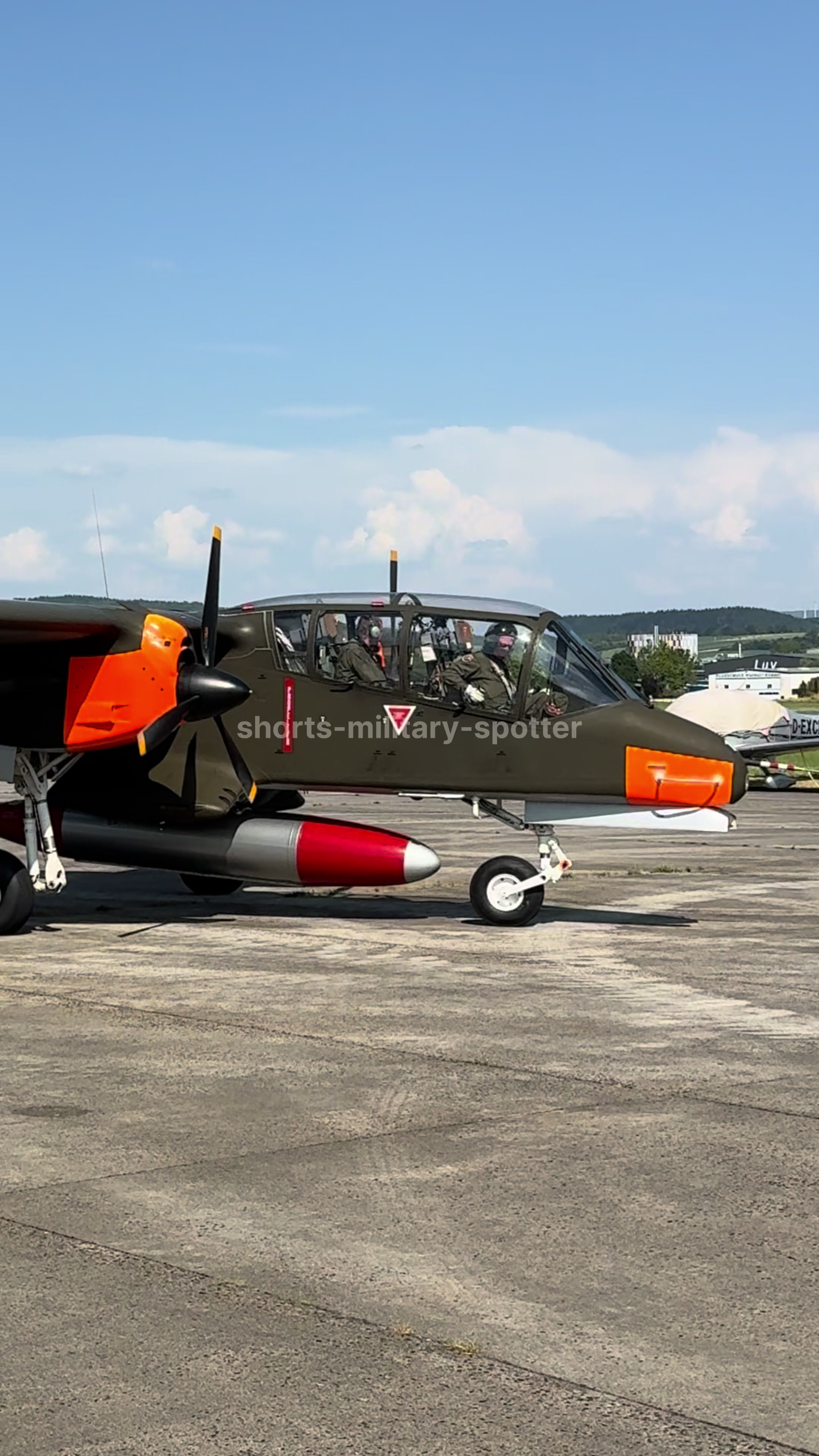 @shorts-military-spotter