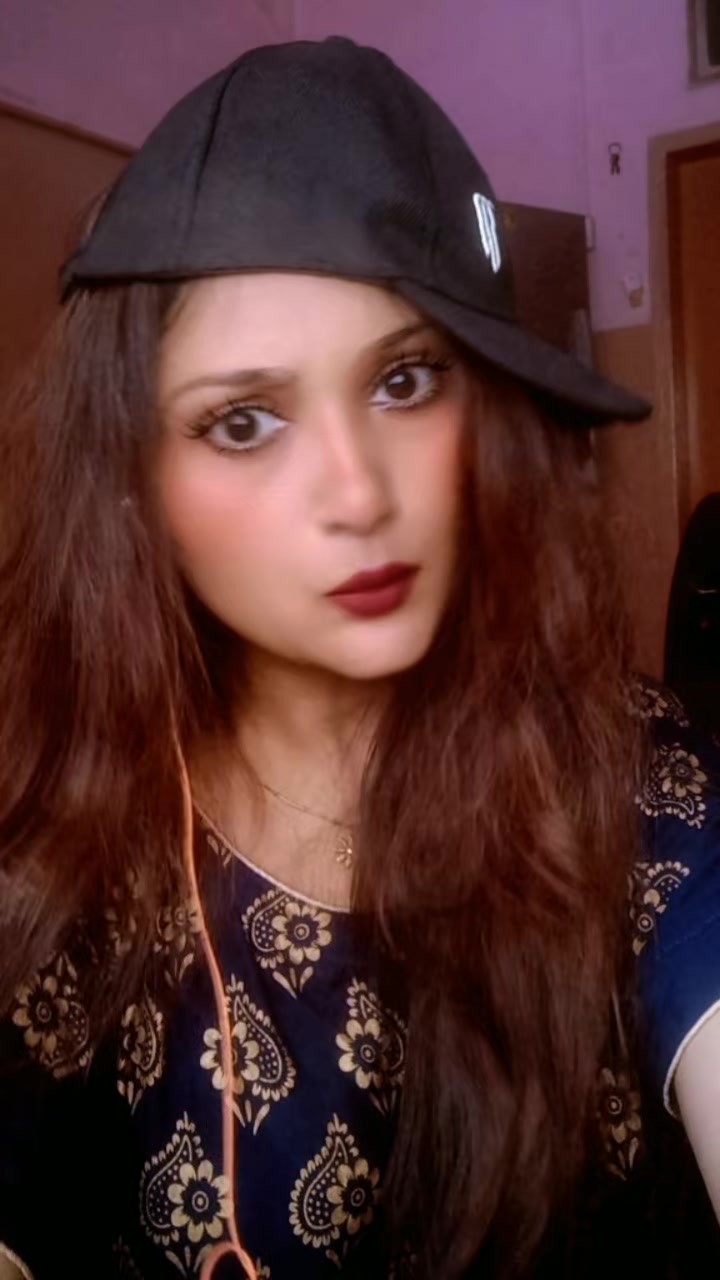 @✷🦋MISS◕❥◕KOMAL🦋✷