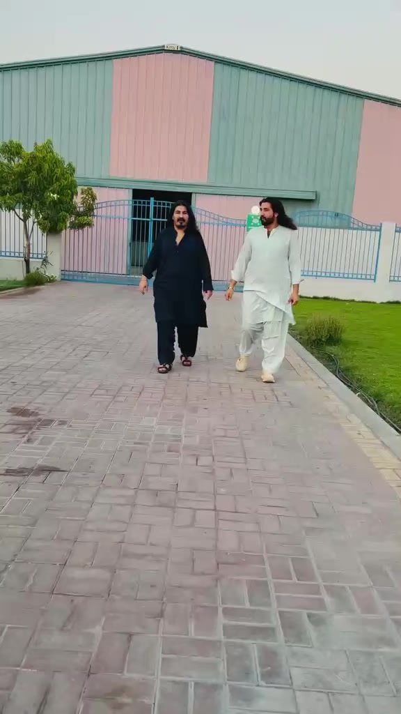 @لیوا نائی ملنگ 💔✌️