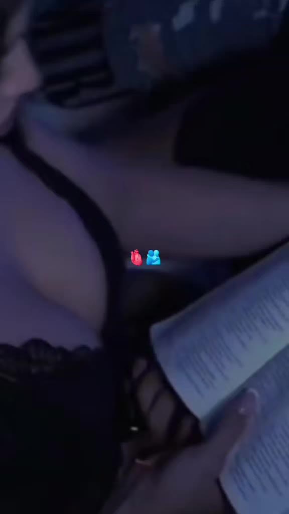 @ᵀʰᵃʸ ᶜᵃˡˡ ᵐᵉ ᶜʰⁱᵀᵃ🤫
