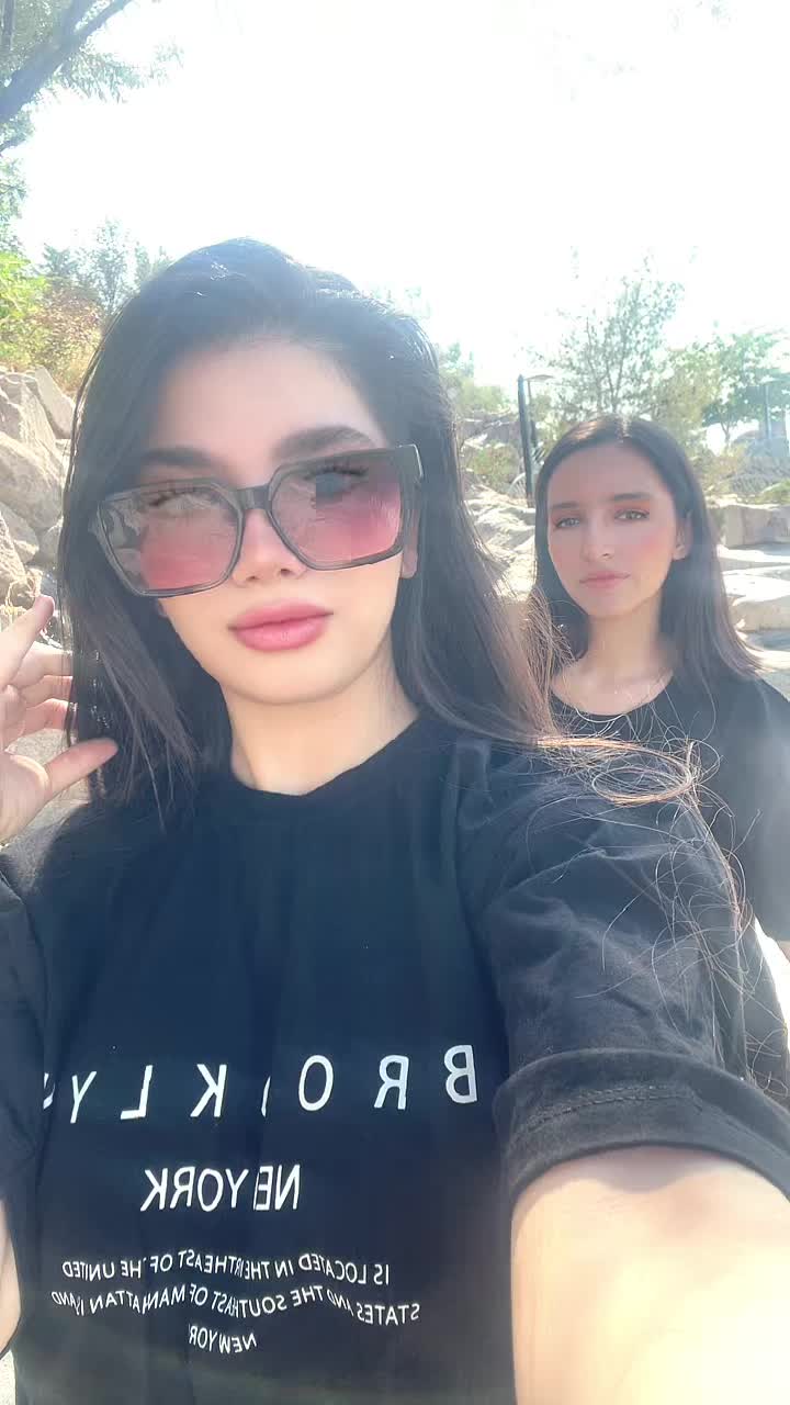 @Parniya