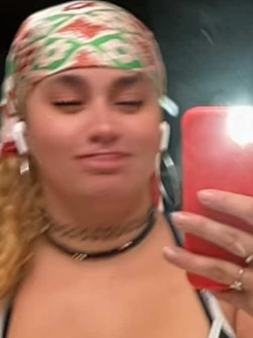 @Dis dick
