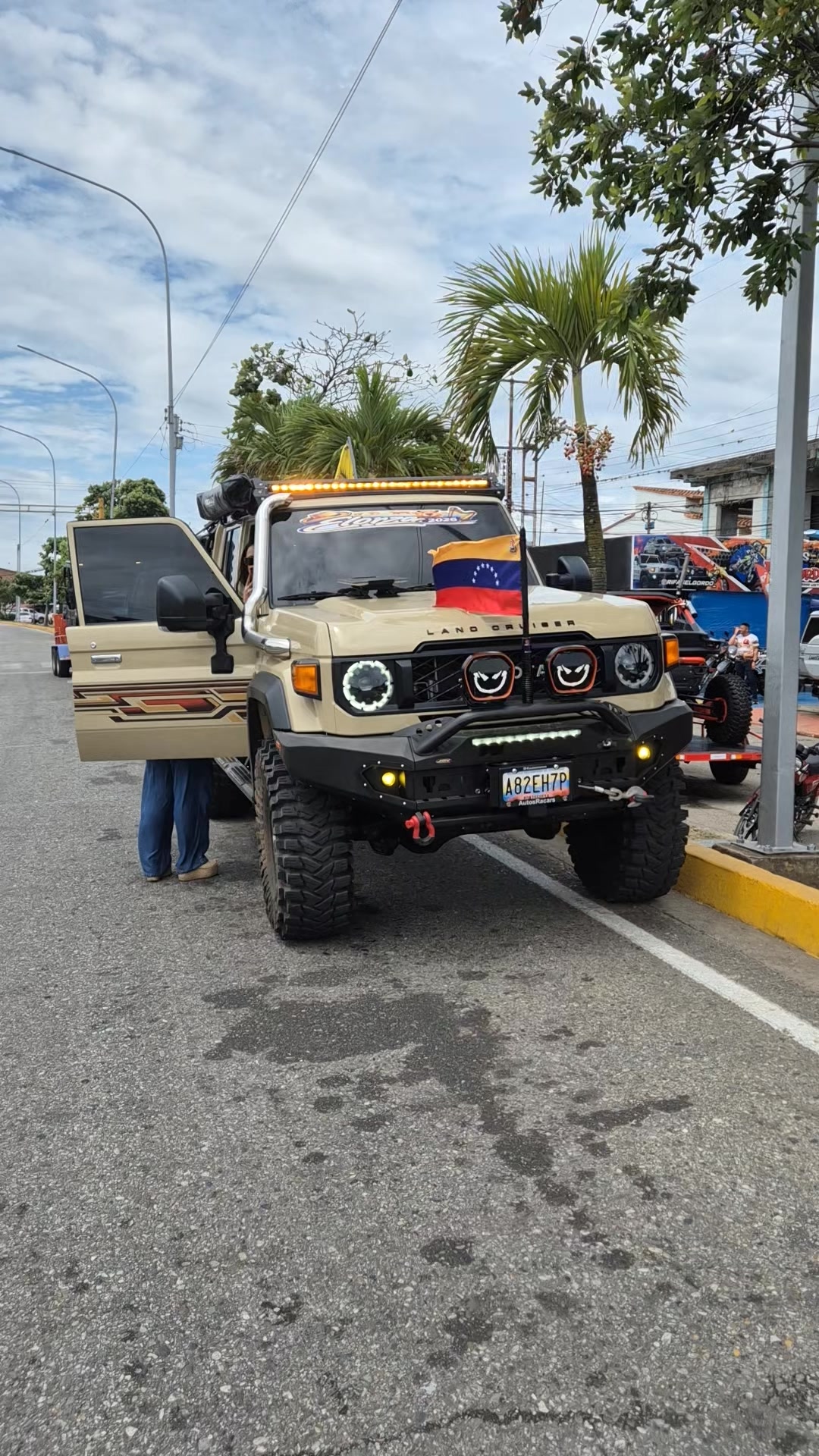 @BachacoCars