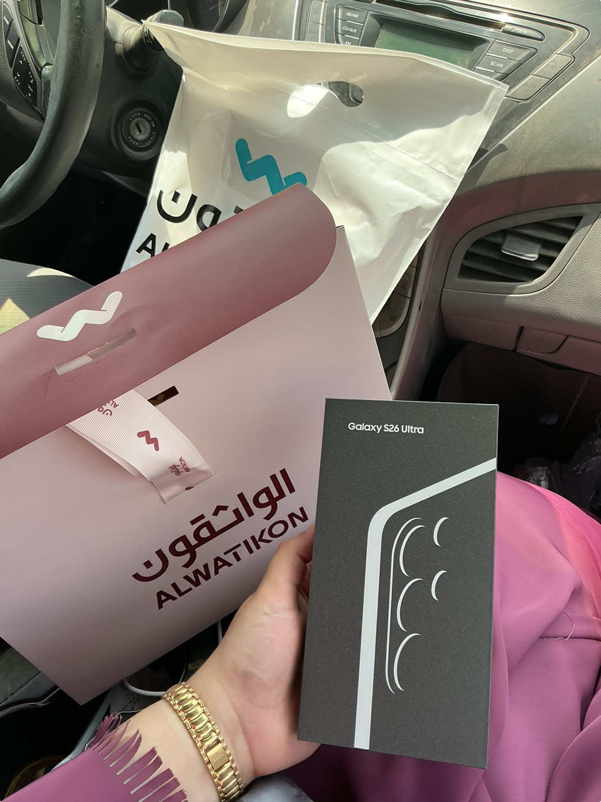 @Dr๐ฅ๐