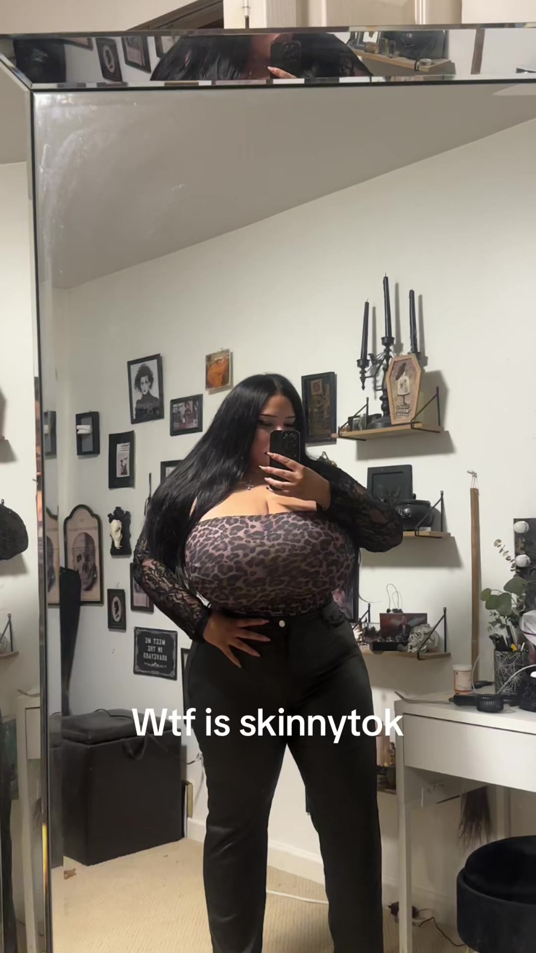 @sadé