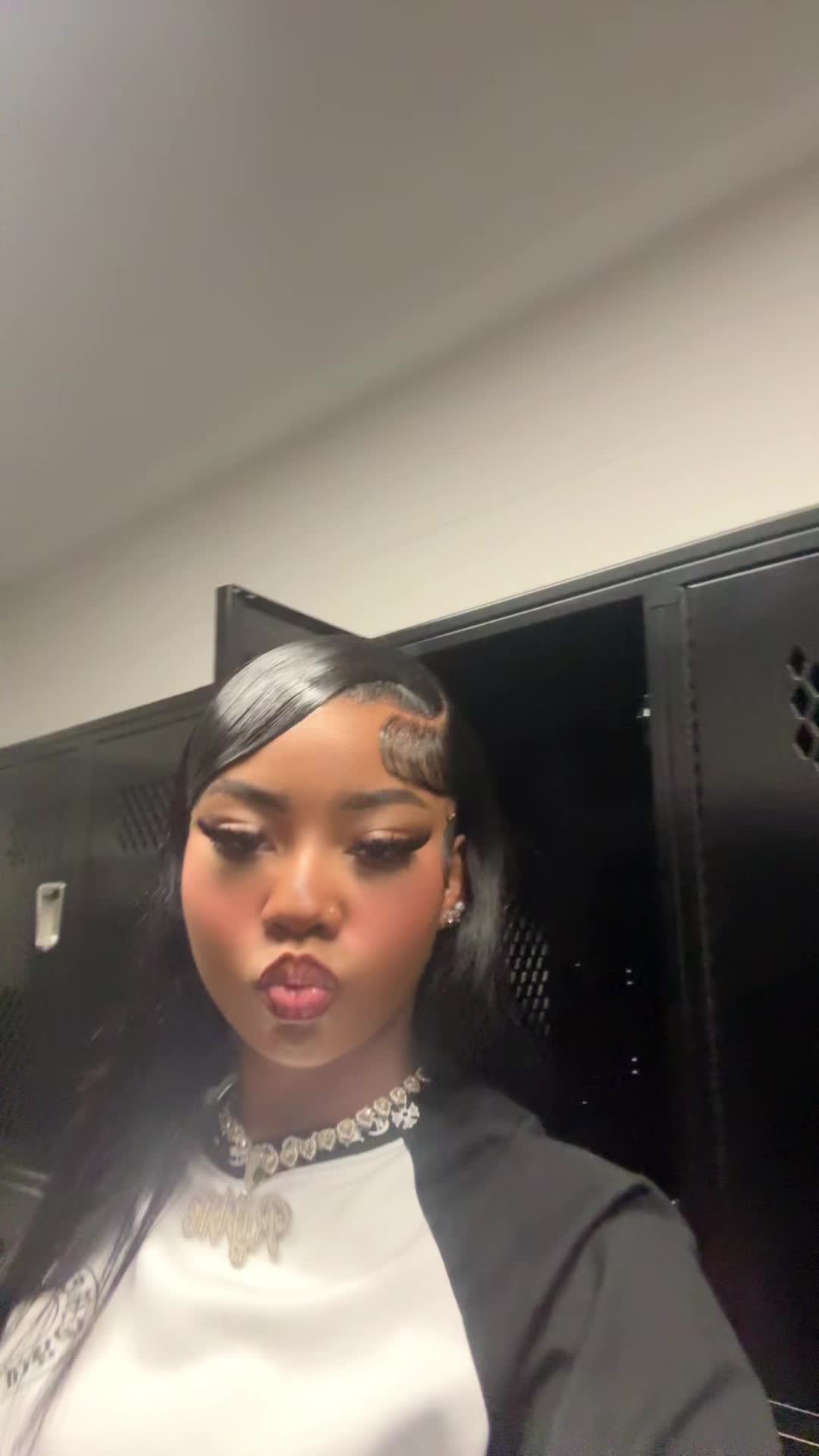 @👻👻