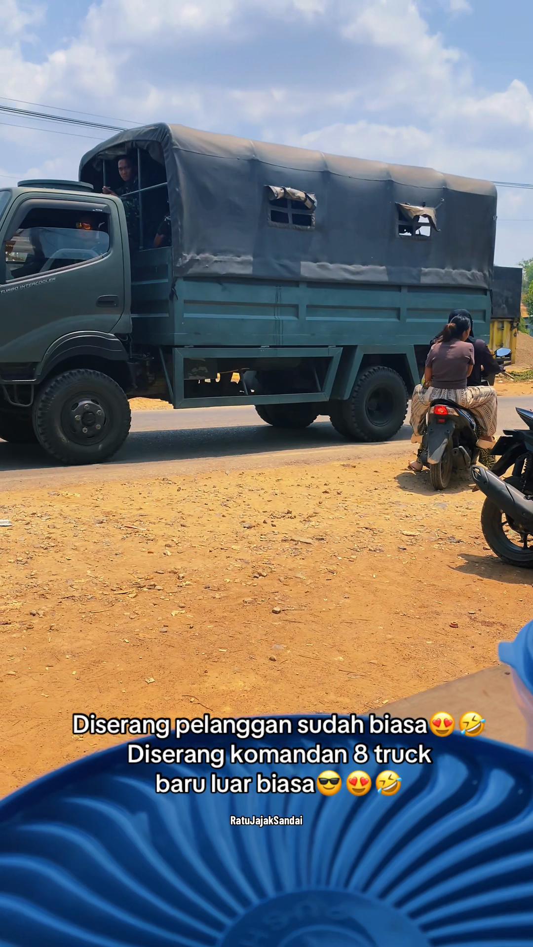 @Ratu Jajak Sandai (KalBar)