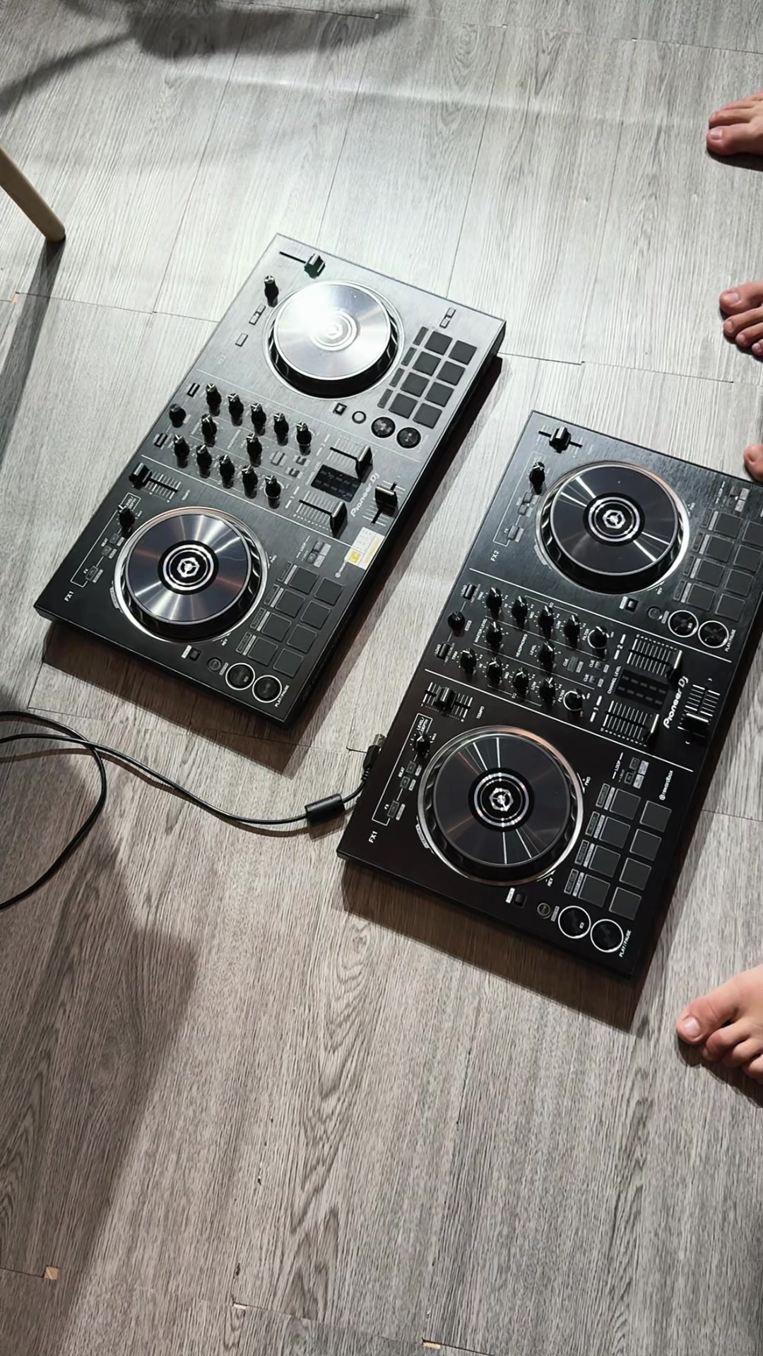 @TungLe m&ecirc; DJ