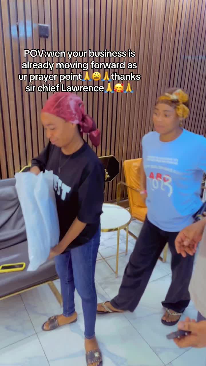 @IVYmEnA🥺❤️🎀🇧🇪