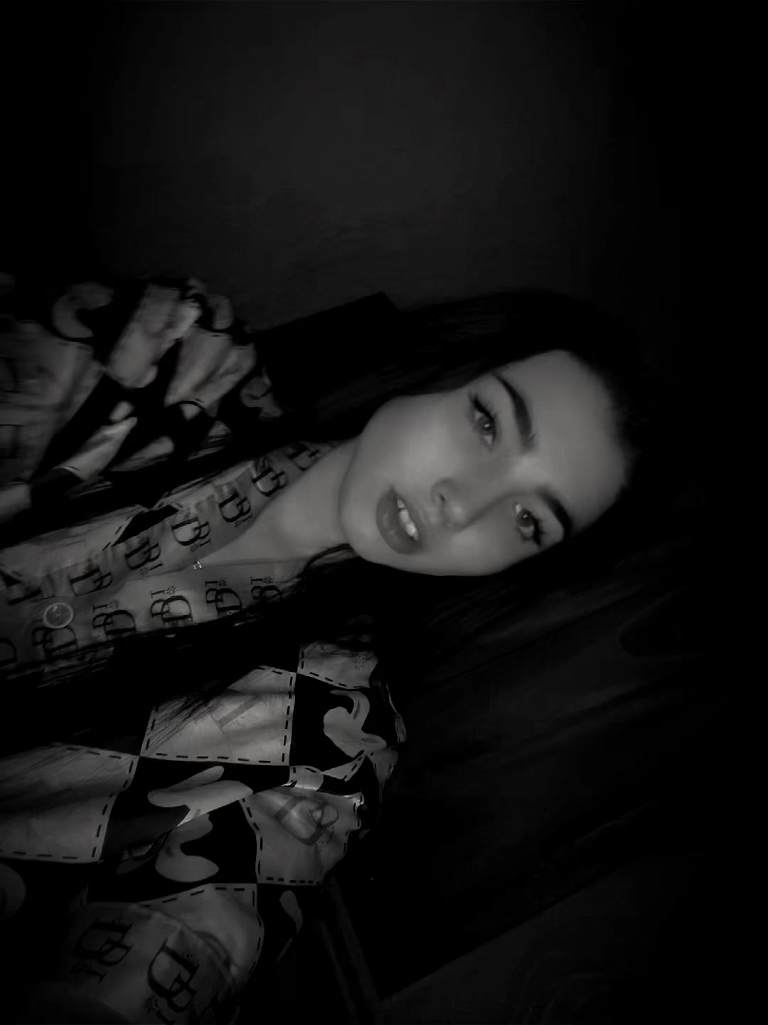 @𝒱𝓁𝒶𝒹𝒾𝓈𝓁𝒶𝓋𝒶