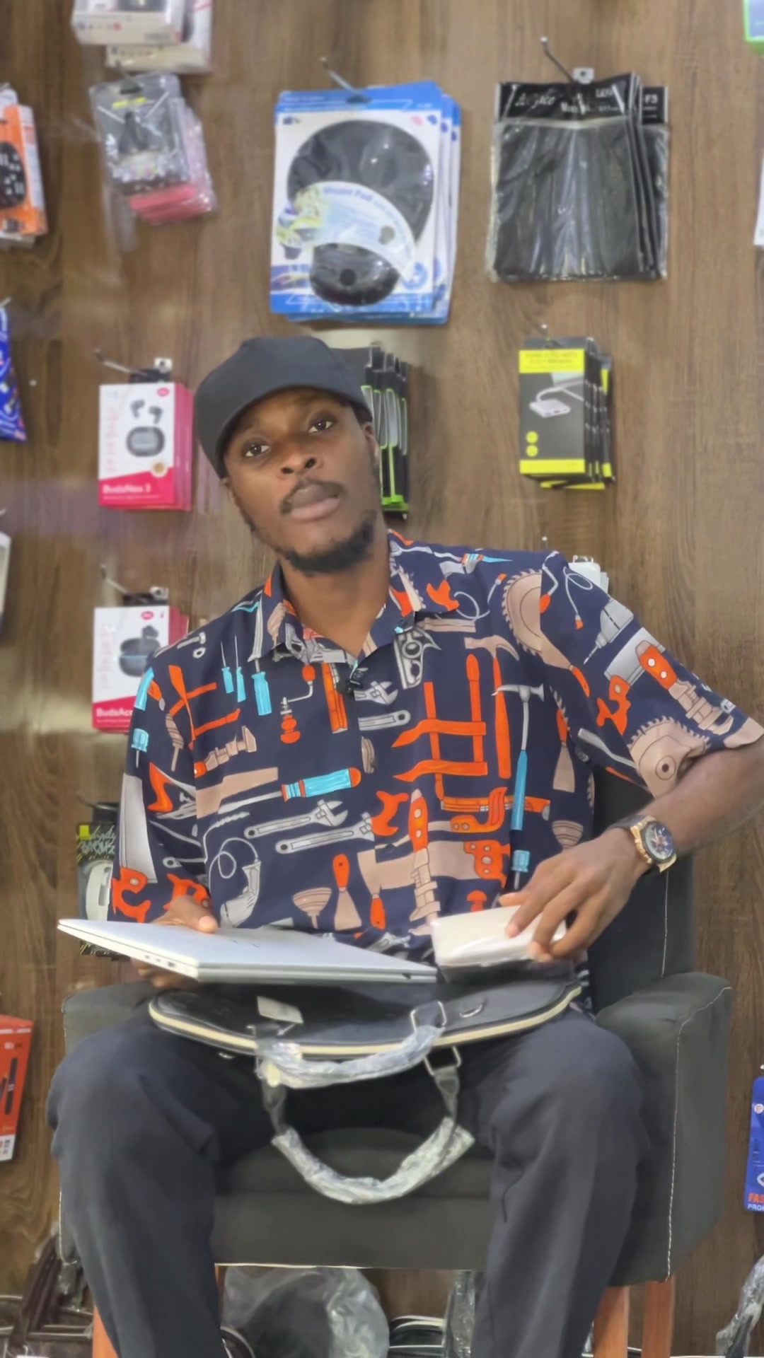 @LAPTOP VENDOR IN ABIA