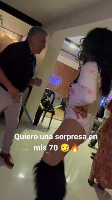 @Elly Ray