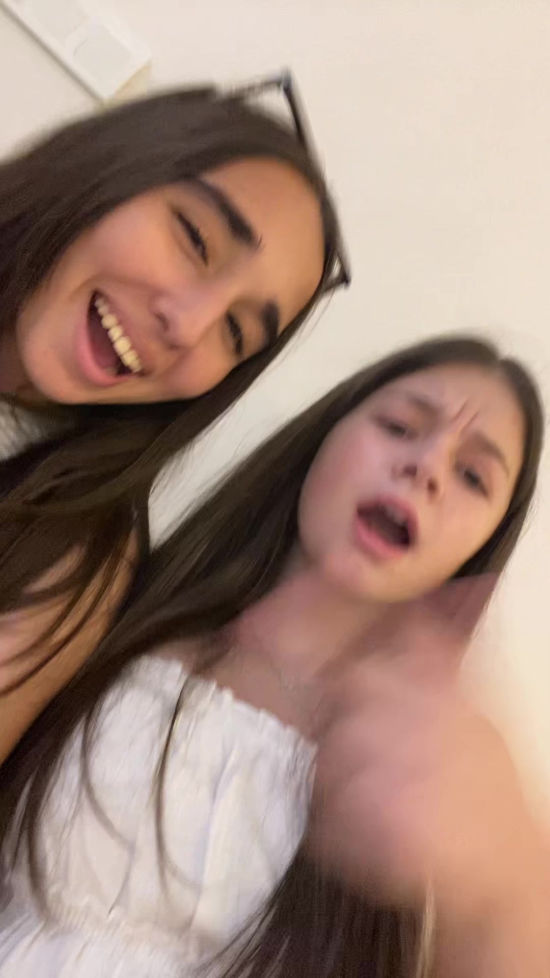 @𝑒𝑑𝑎