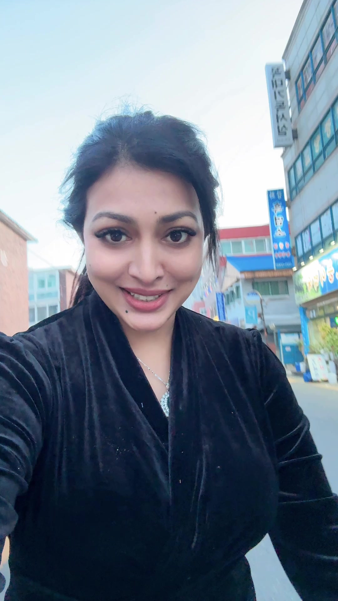 @priyankazamanofficial