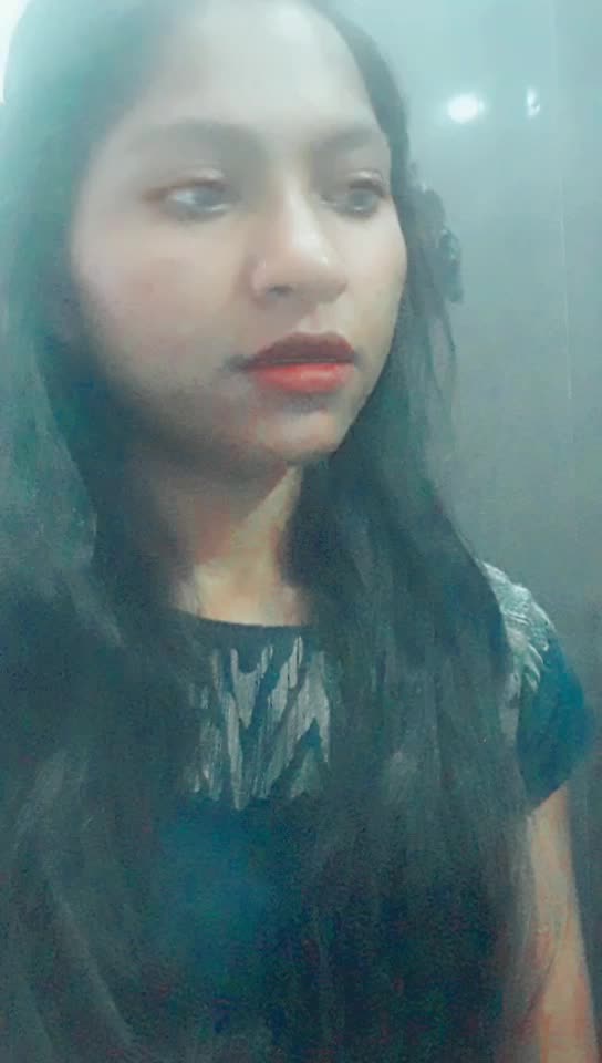 @kdivya_