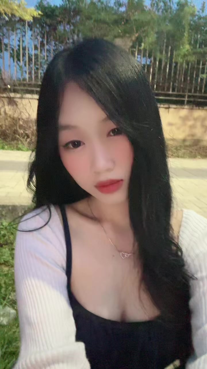 @Lynaa