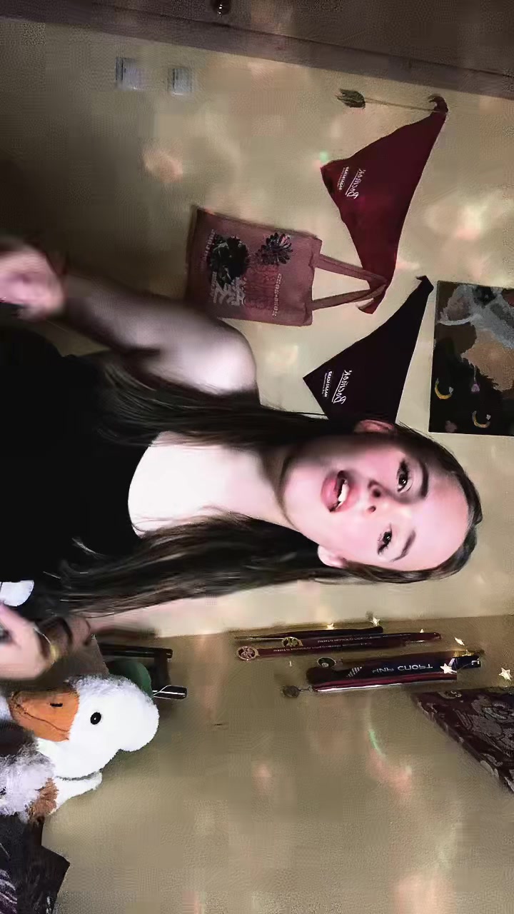 @…….