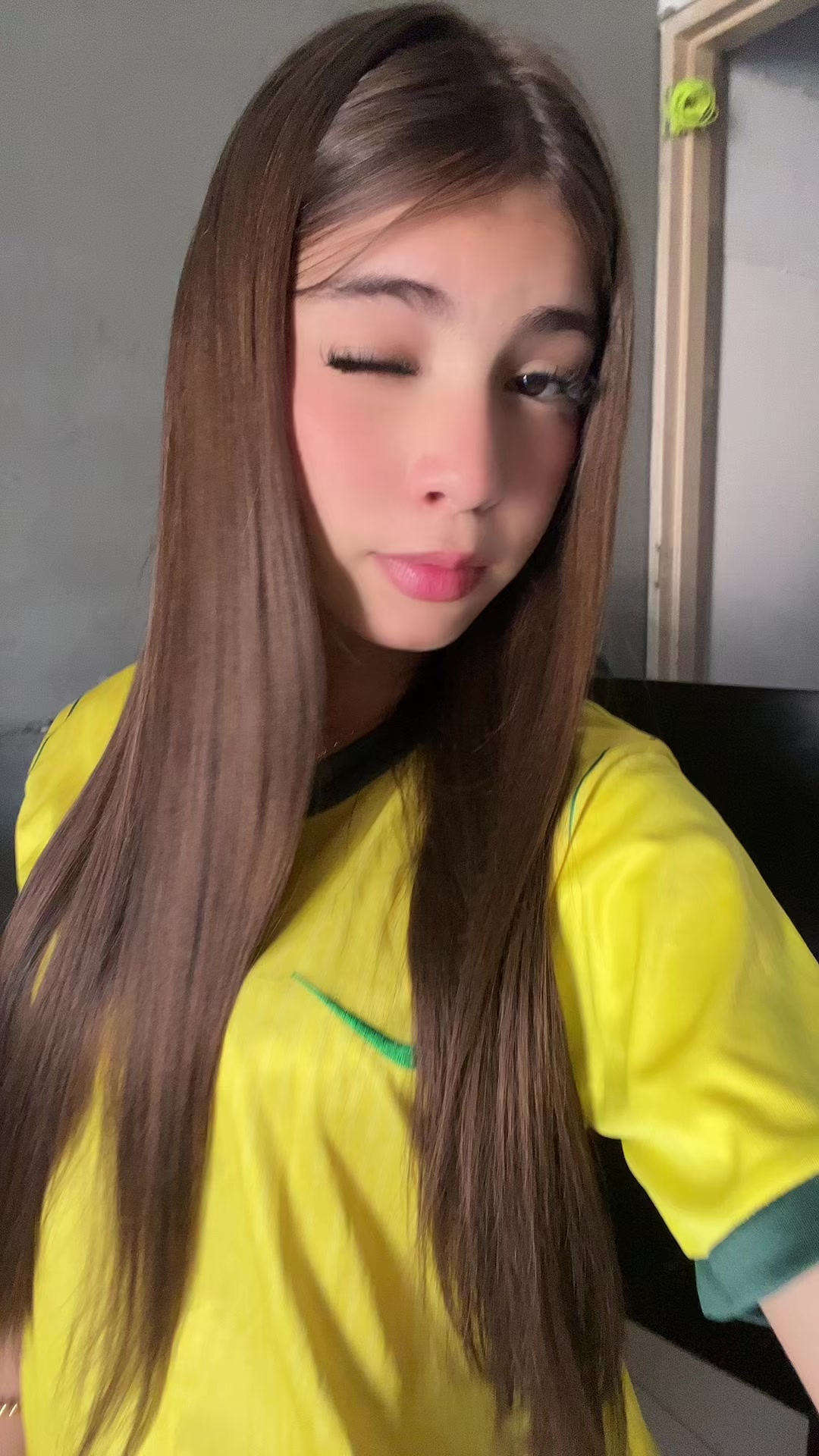 @𝒥