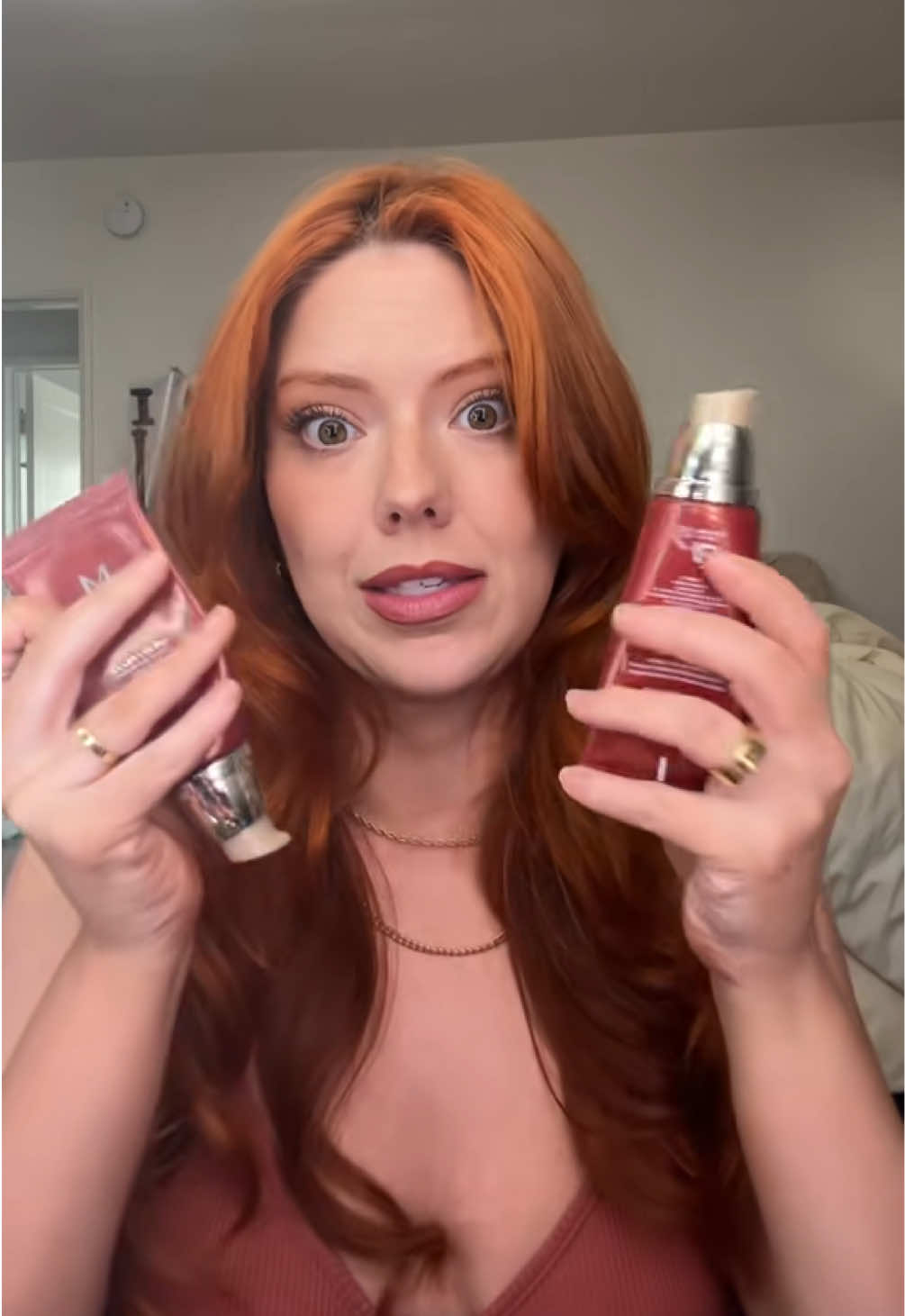 @sarahwinesalot