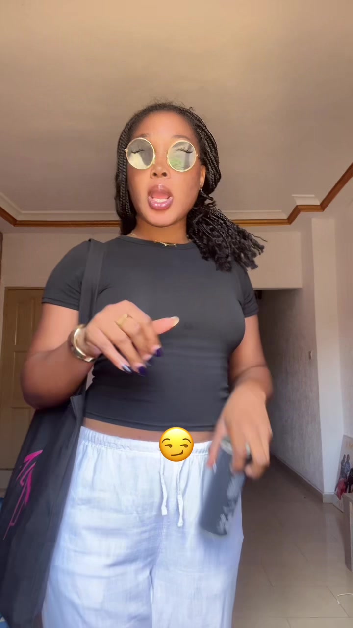 @Christelle Miller💜🇫🇷🇹🇬
