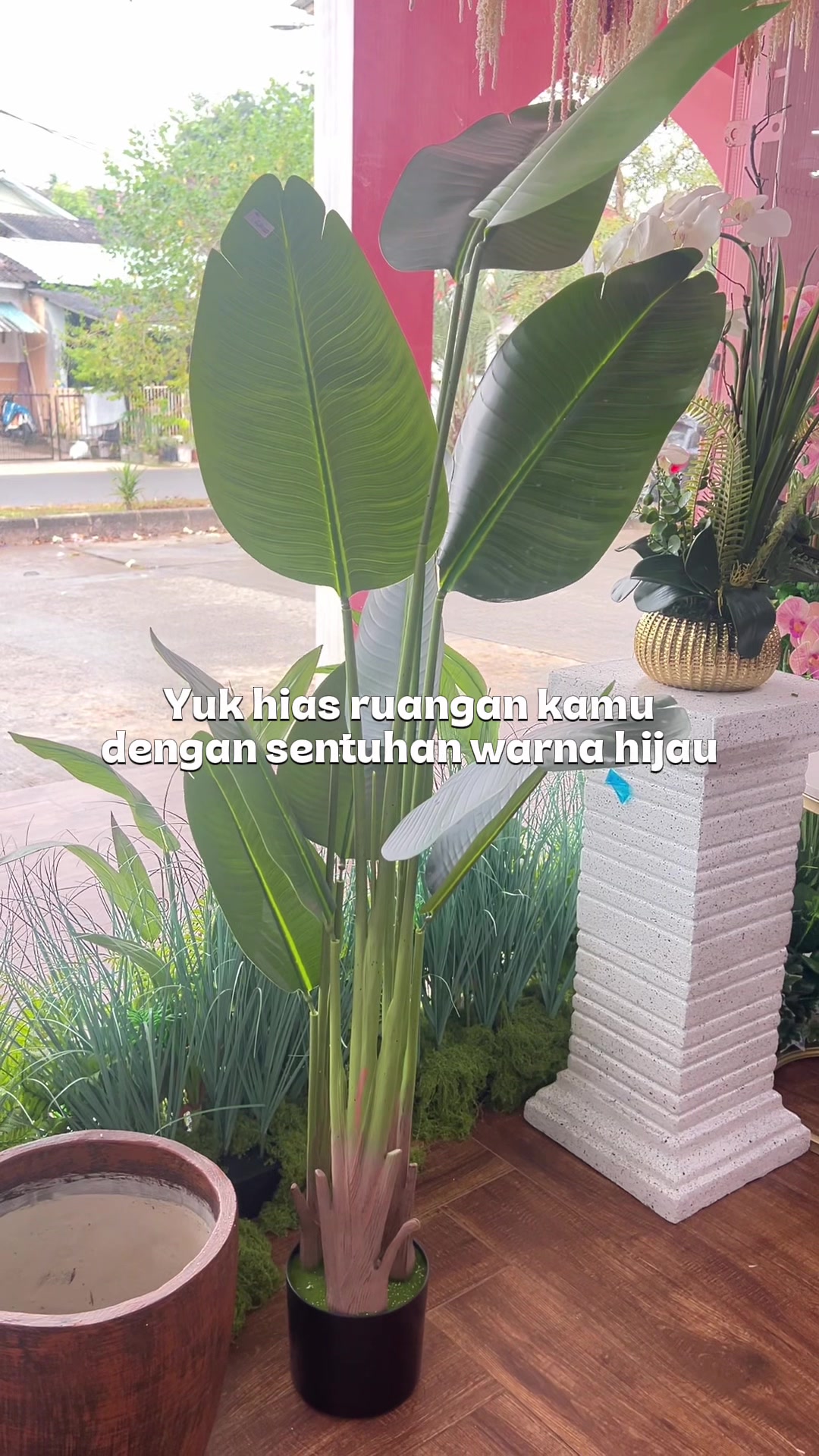 @decora.ina