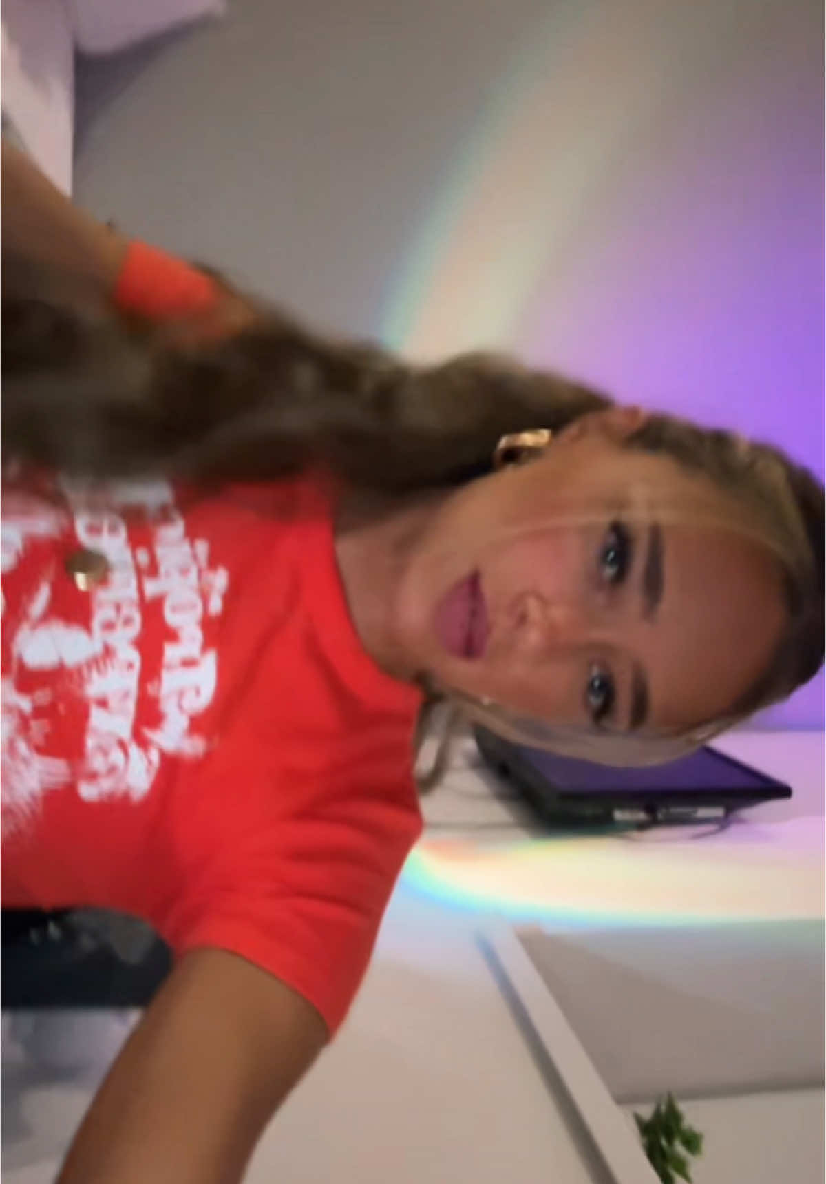 @freyaahadley