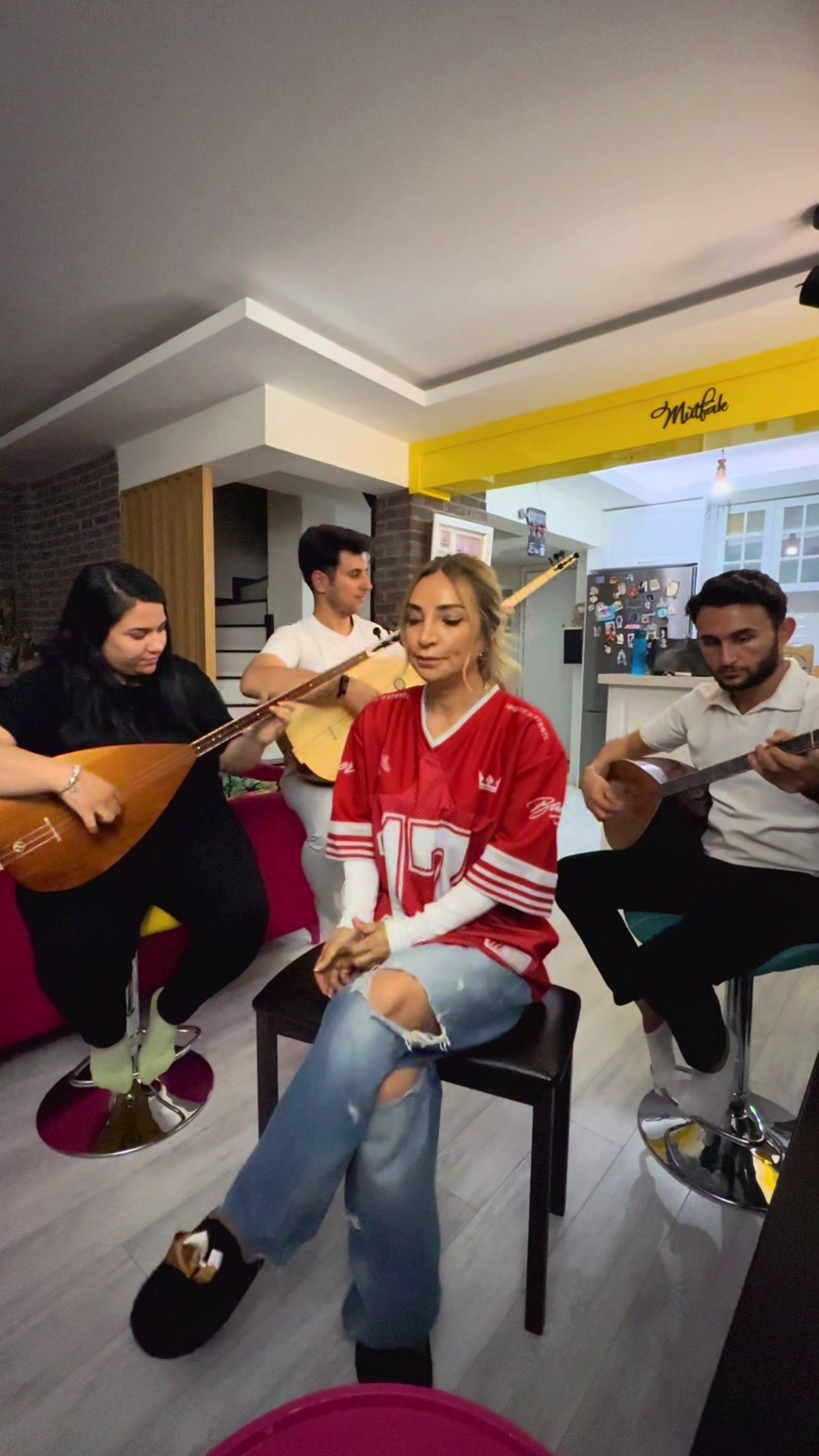 @Aysel Yakupoğlu